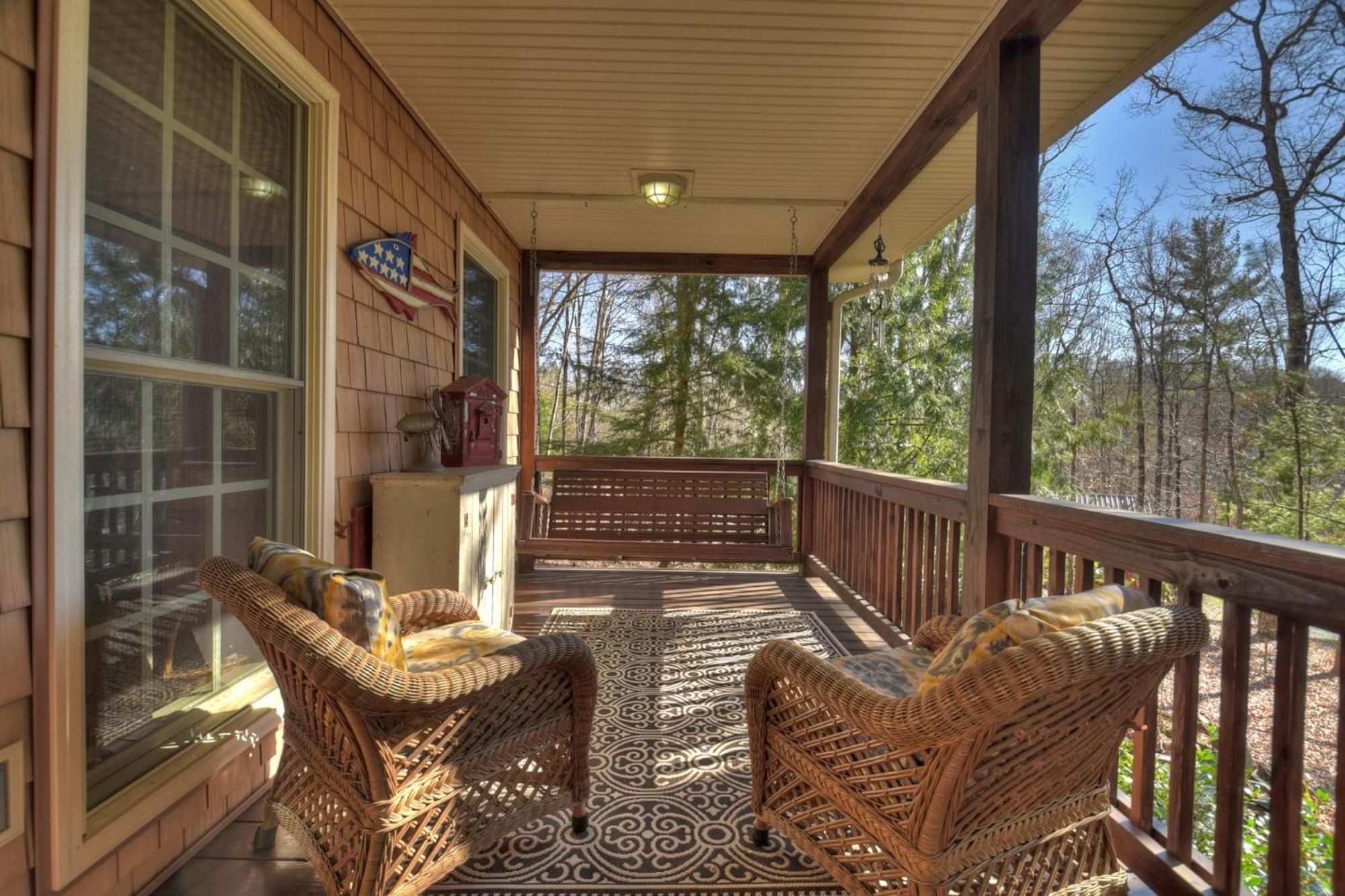 Southern Living Cottage Cozy Up By The Fire Relax On The Porch And Enjoy Peaceful Surroundings Blue Ridge Exterior foto